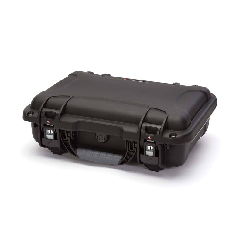 NANUK 923 Protective Case with Cubed Foam and TSA Latches - 16.7" x 11.3" x 5.4"