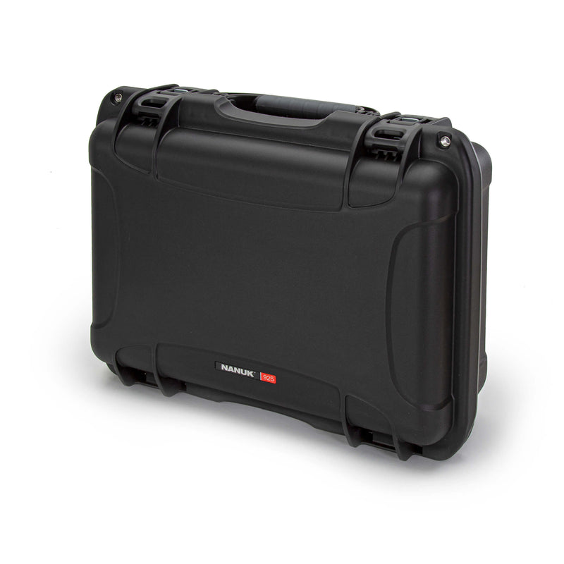 NANUK 925 Protective Case - 17" x 11.8" x 6.4"
