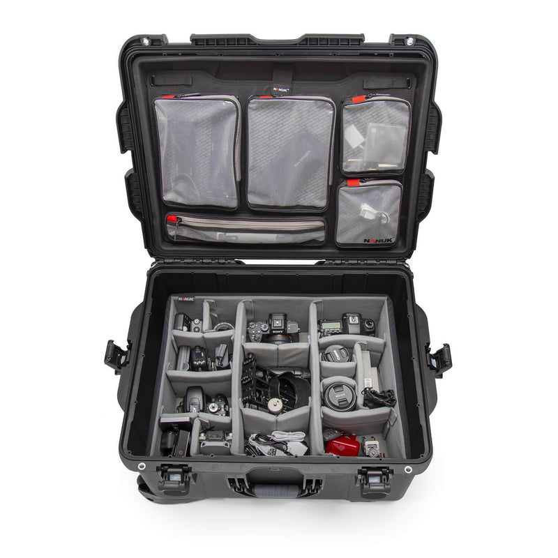 NANUK 960 Protective Case - 22" x 17" x 12.9"