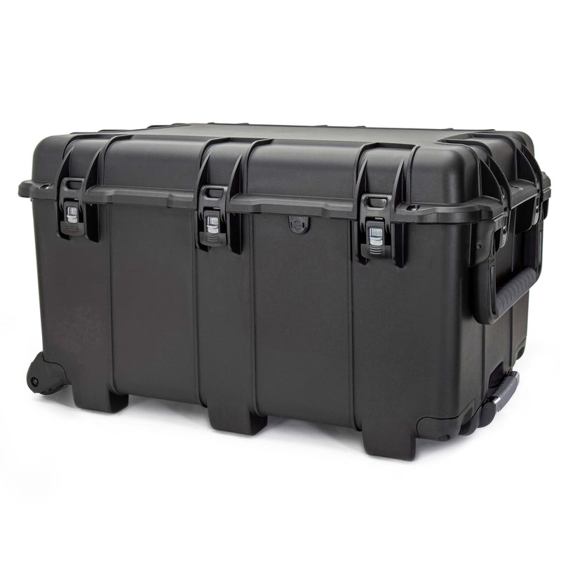 NANUK 975 Protective Case - 30" x 21" x 18"